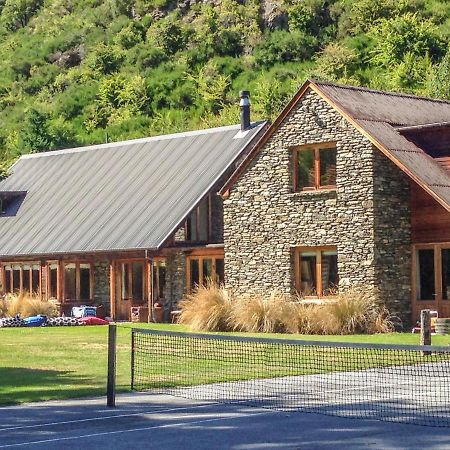 Wharenui Holiday Home By Majordomo Arrowtown Habitación foto