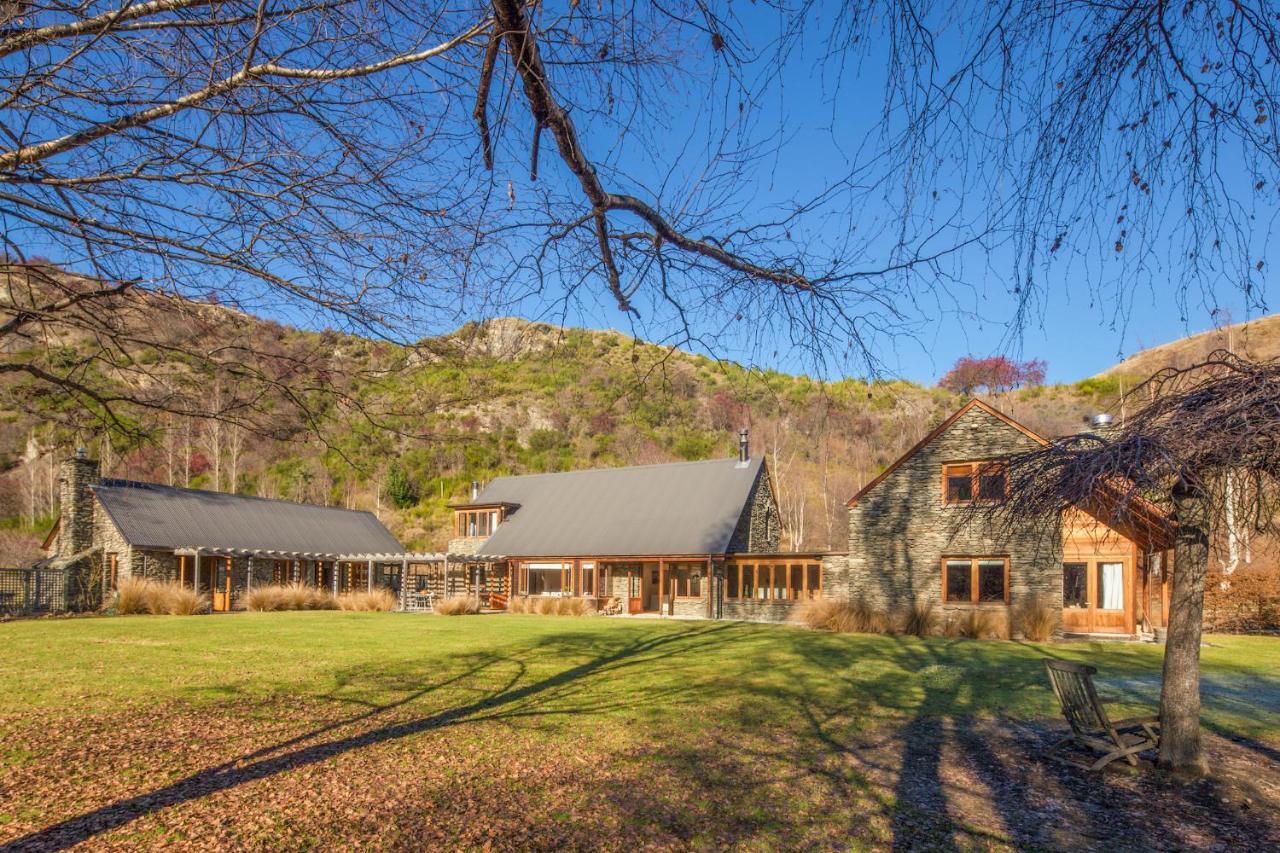 Wharenui Holiday Home By Majordomo Arrowtown Habitación foto